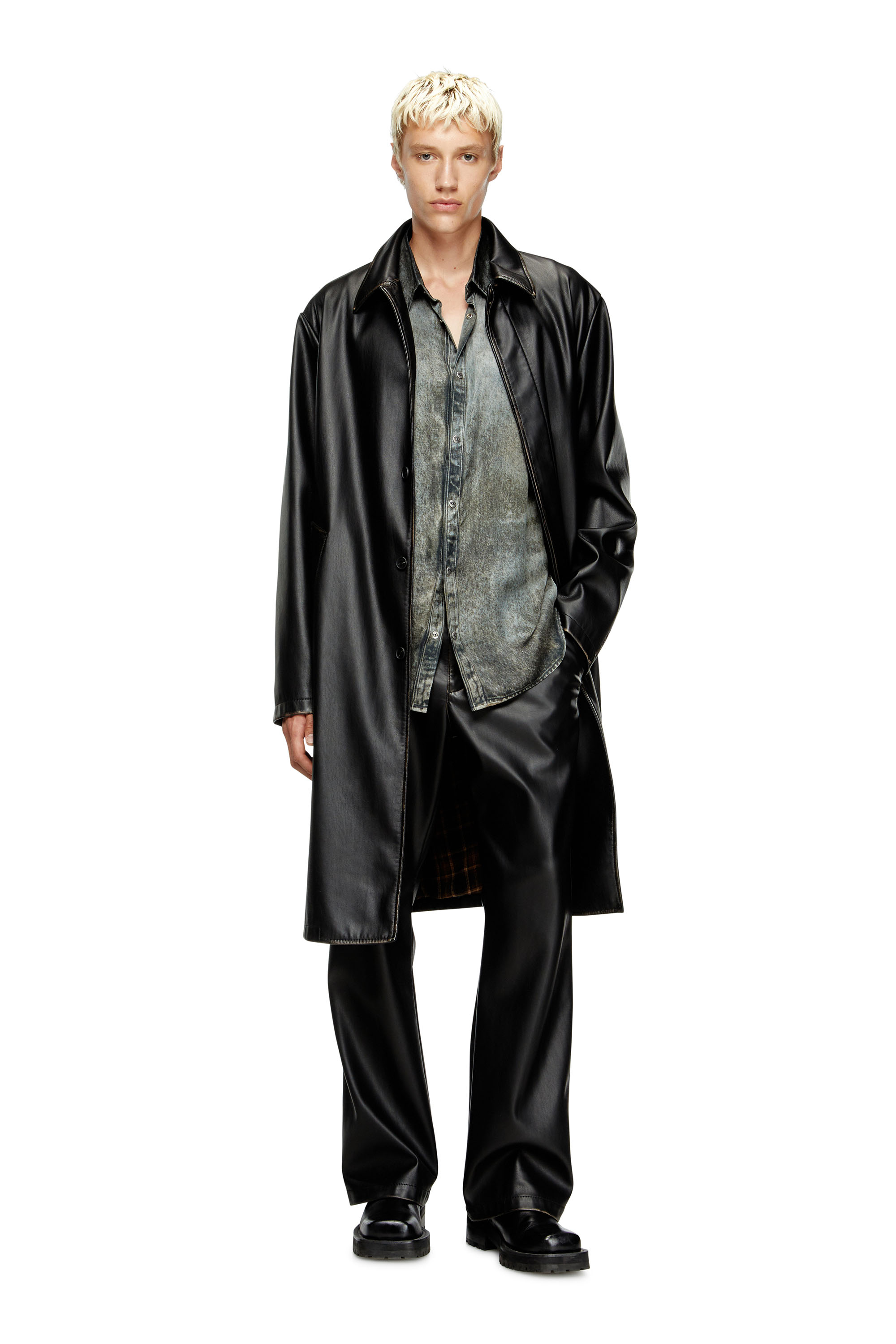 Diesel - J-RIVERS, Male's Distressed car coat with flannel lining in ブラック - 2