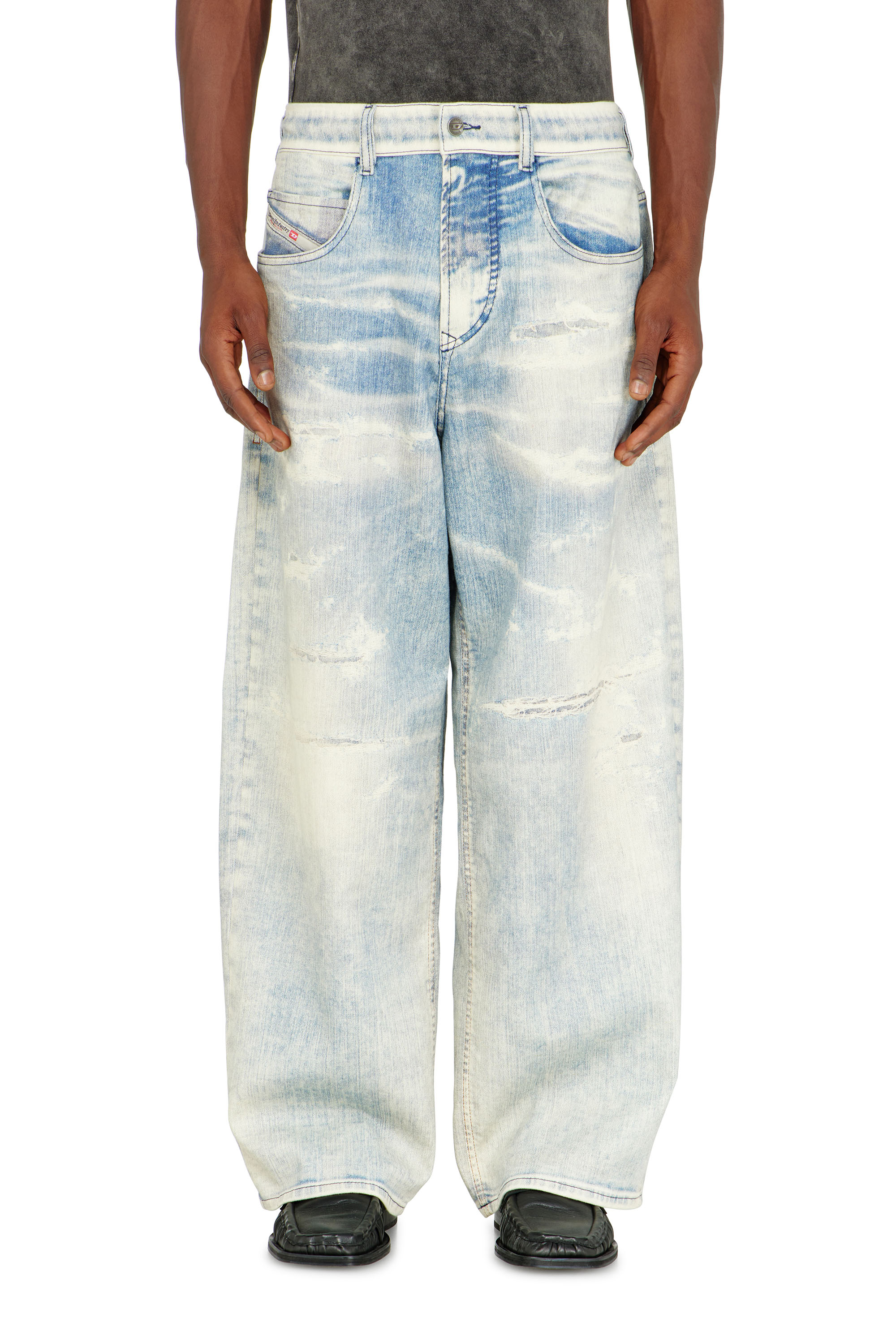 Diesel - Unisex's Relaxed 2097 D-Enim-M Joggjeans&reg; 068XM, ライトブルー - 2