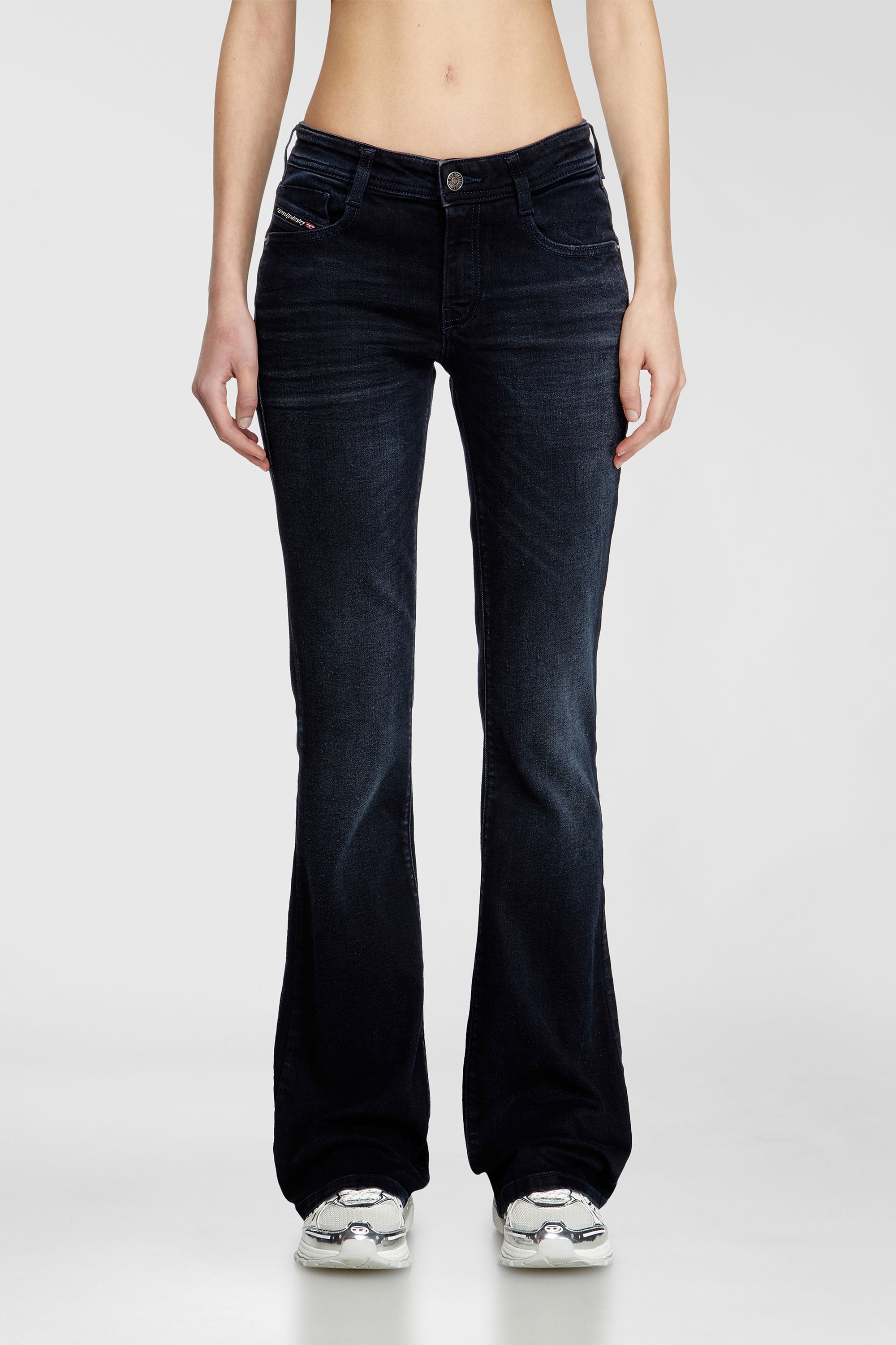 Diesel - Female's Bootcut Jeans 1969 D-Ebbey 0BMBU, ダークブルー - 2