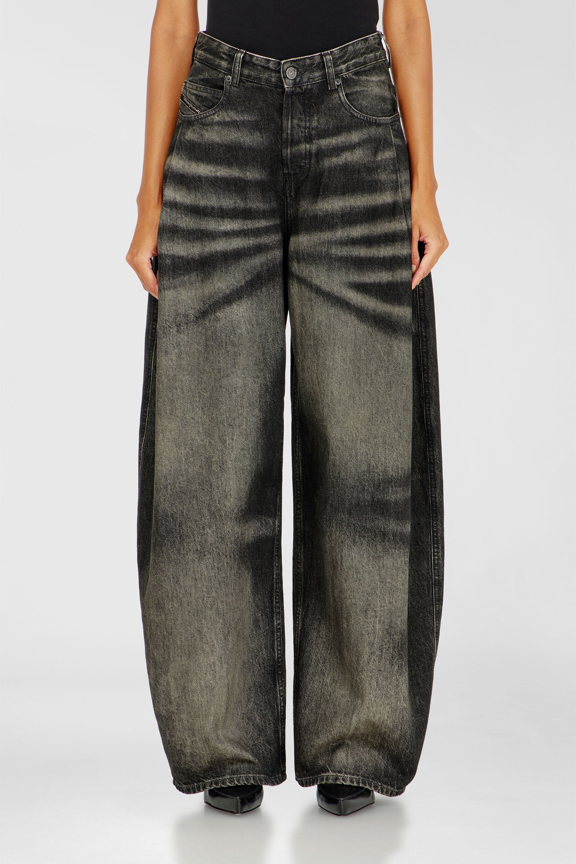 Diesel - Female's Relaxed Jeans 1987 D-Khelz 09R33, ブラック/ダークグレー - 1