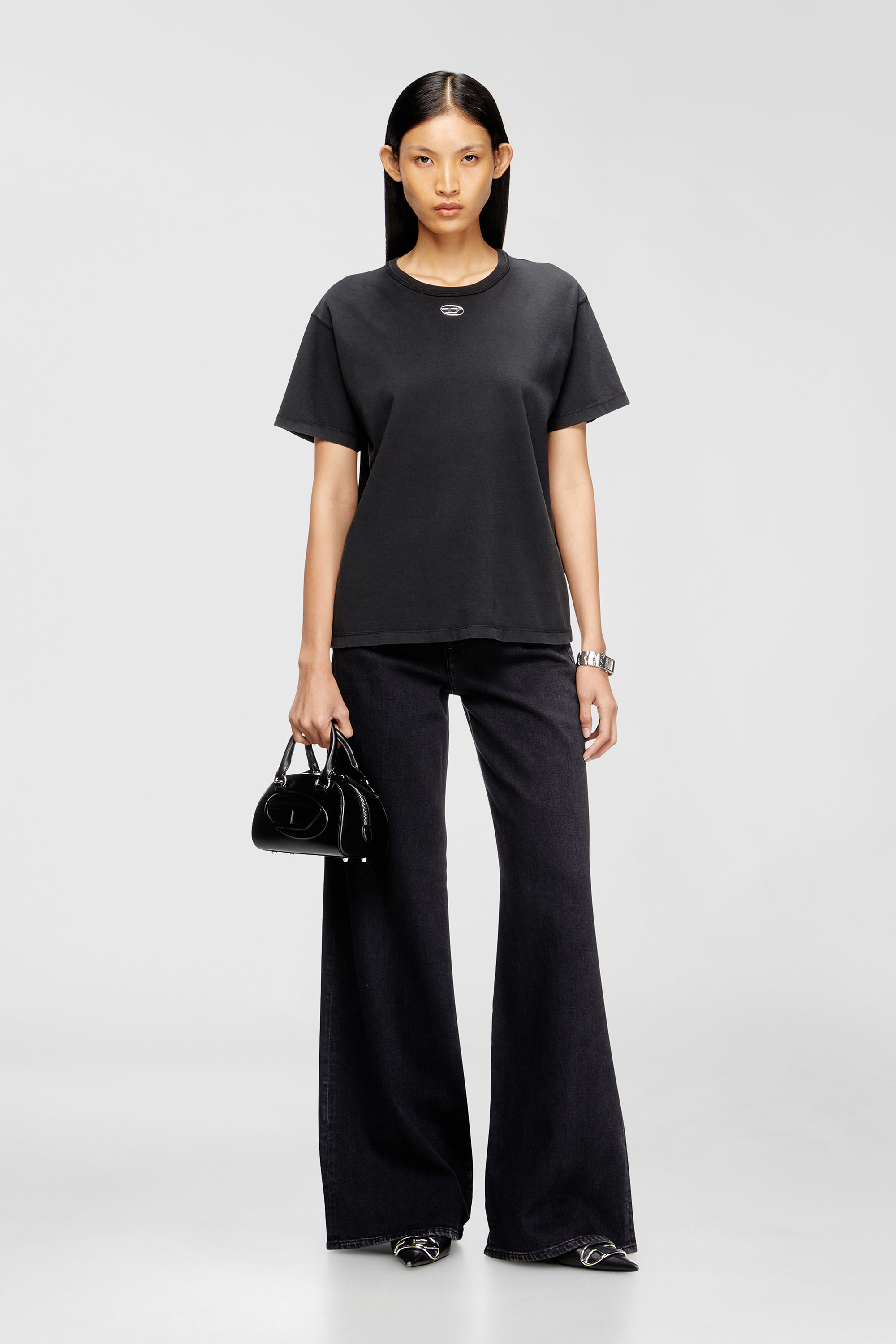 Diesel - T-NORMY-OD-S1, Female's Tシャツ in ブラック - 2