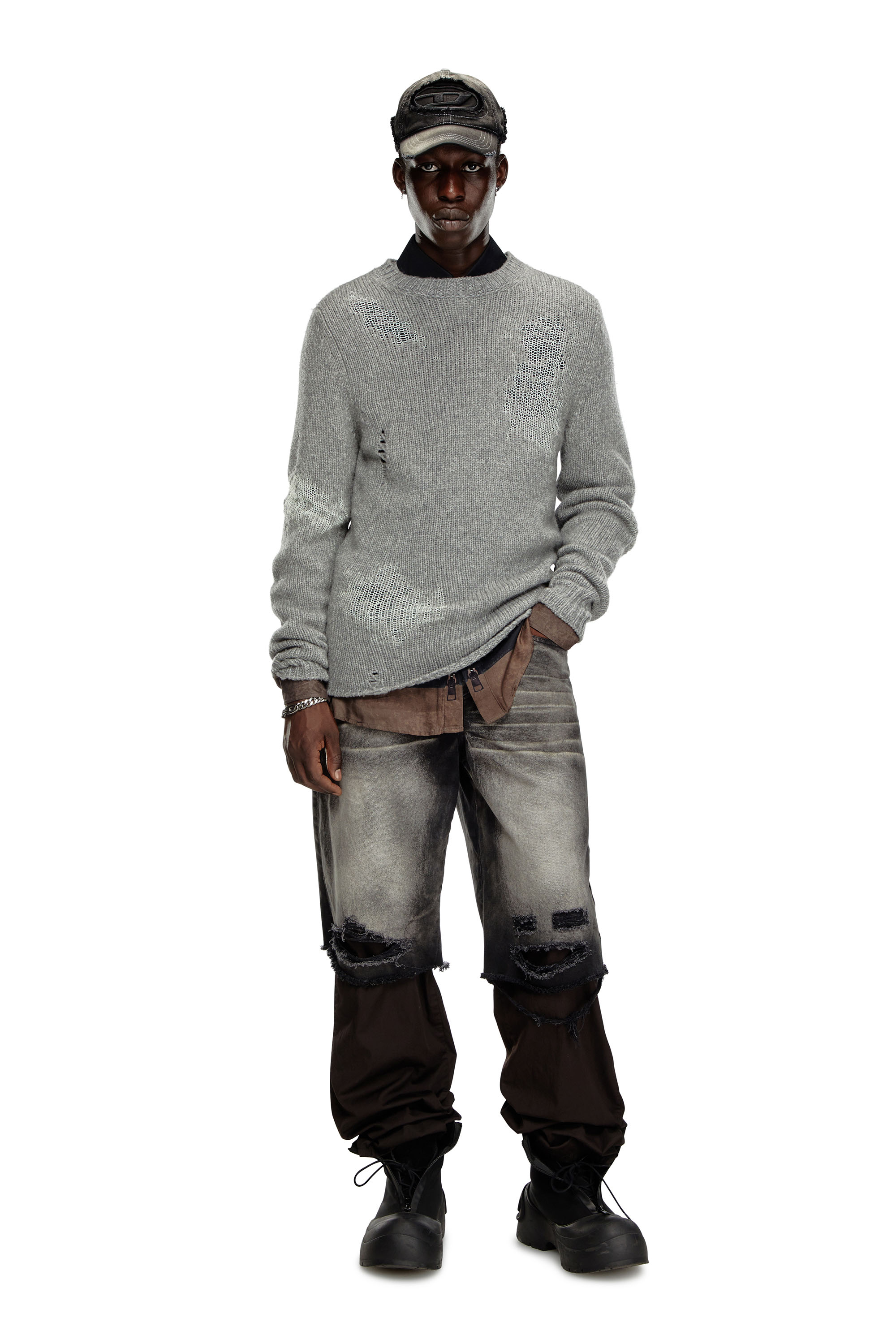 Diesel - K-NORMAN, Male's Distressed jumper in wool blend in グレー - 2