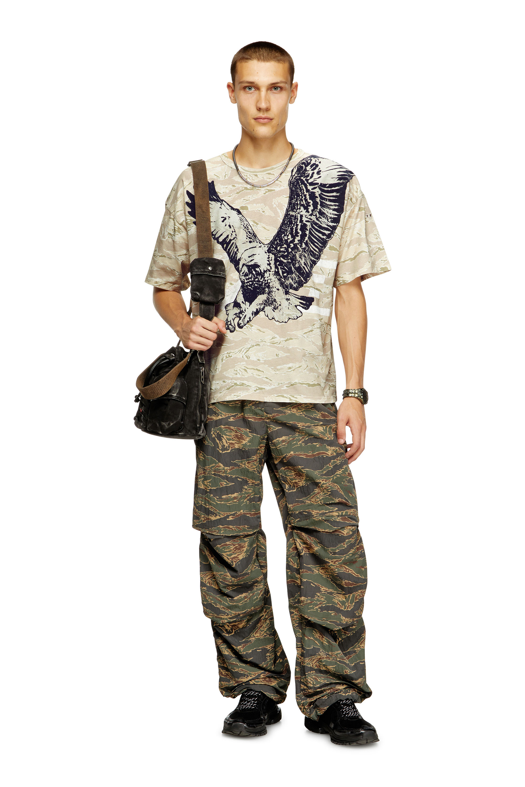 Diesel - T-BOXT-T14, Male's Tシャツ in ベージュ - 1