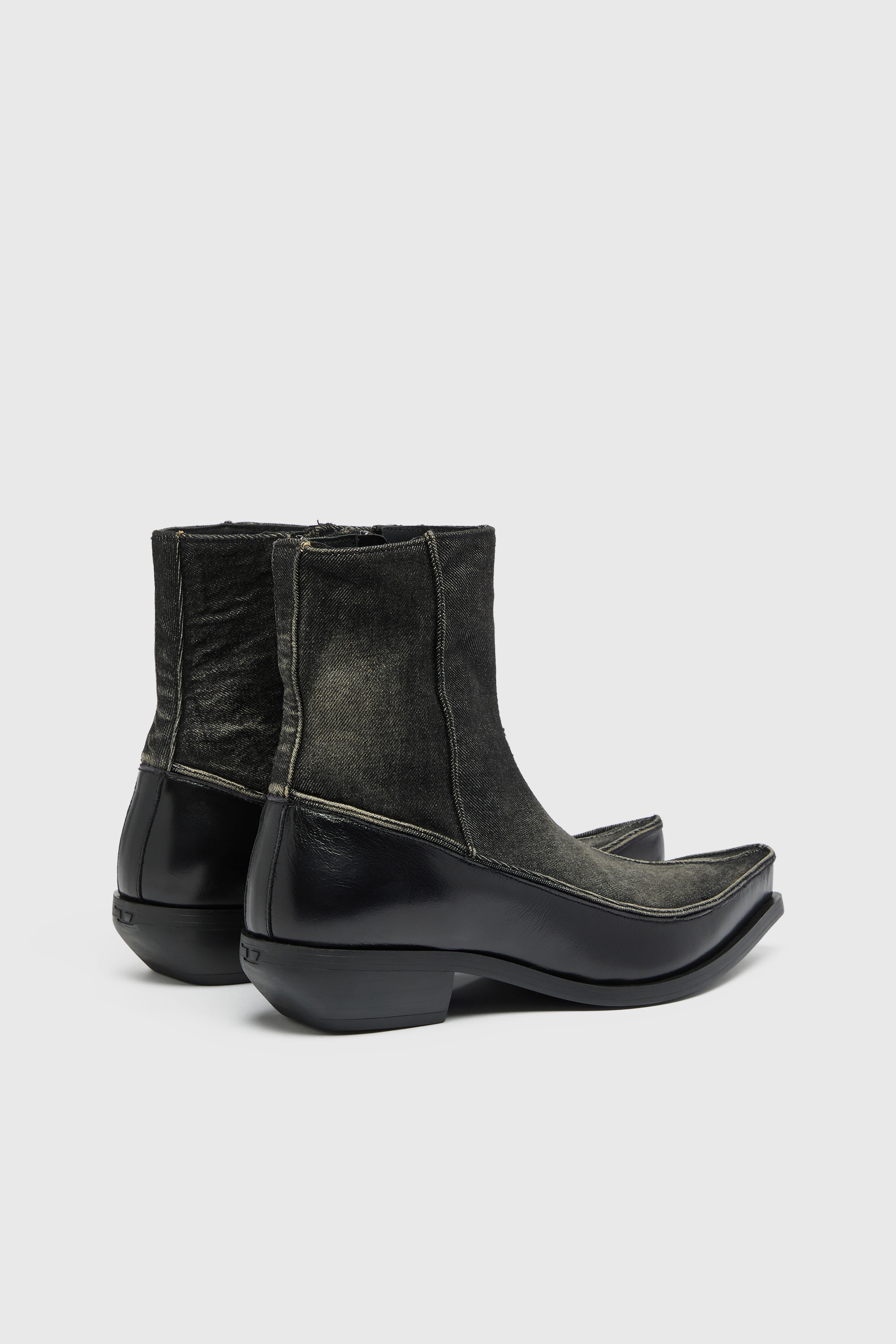 Diesel - D-FRIDO-30-TR, Male's D-Frido-Western ankle boots in leather and denim in null - 3