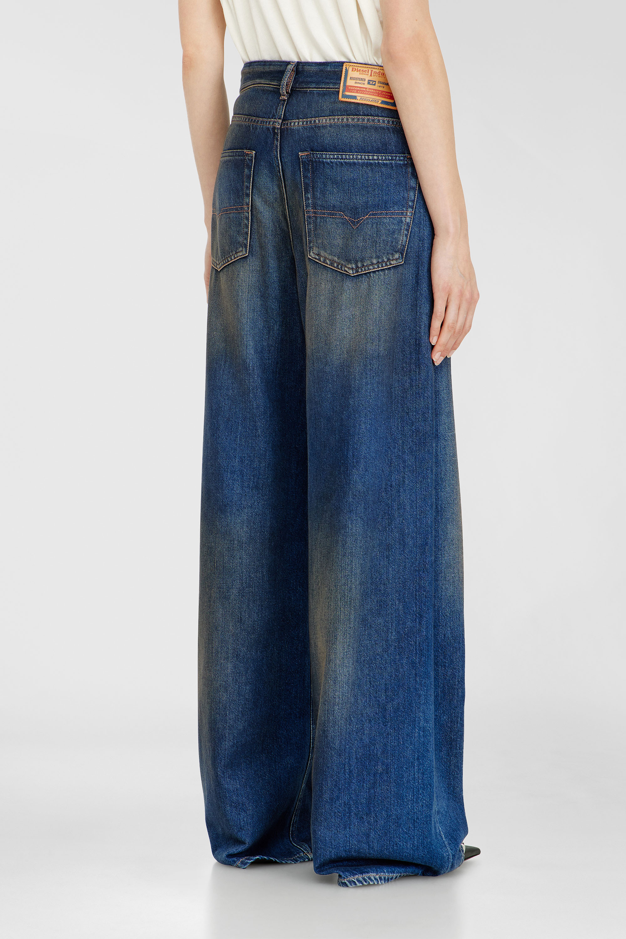 Diesel - Female's Relaxed Jeans 1996 D-Sire 09P47, ダークブルー - 5
