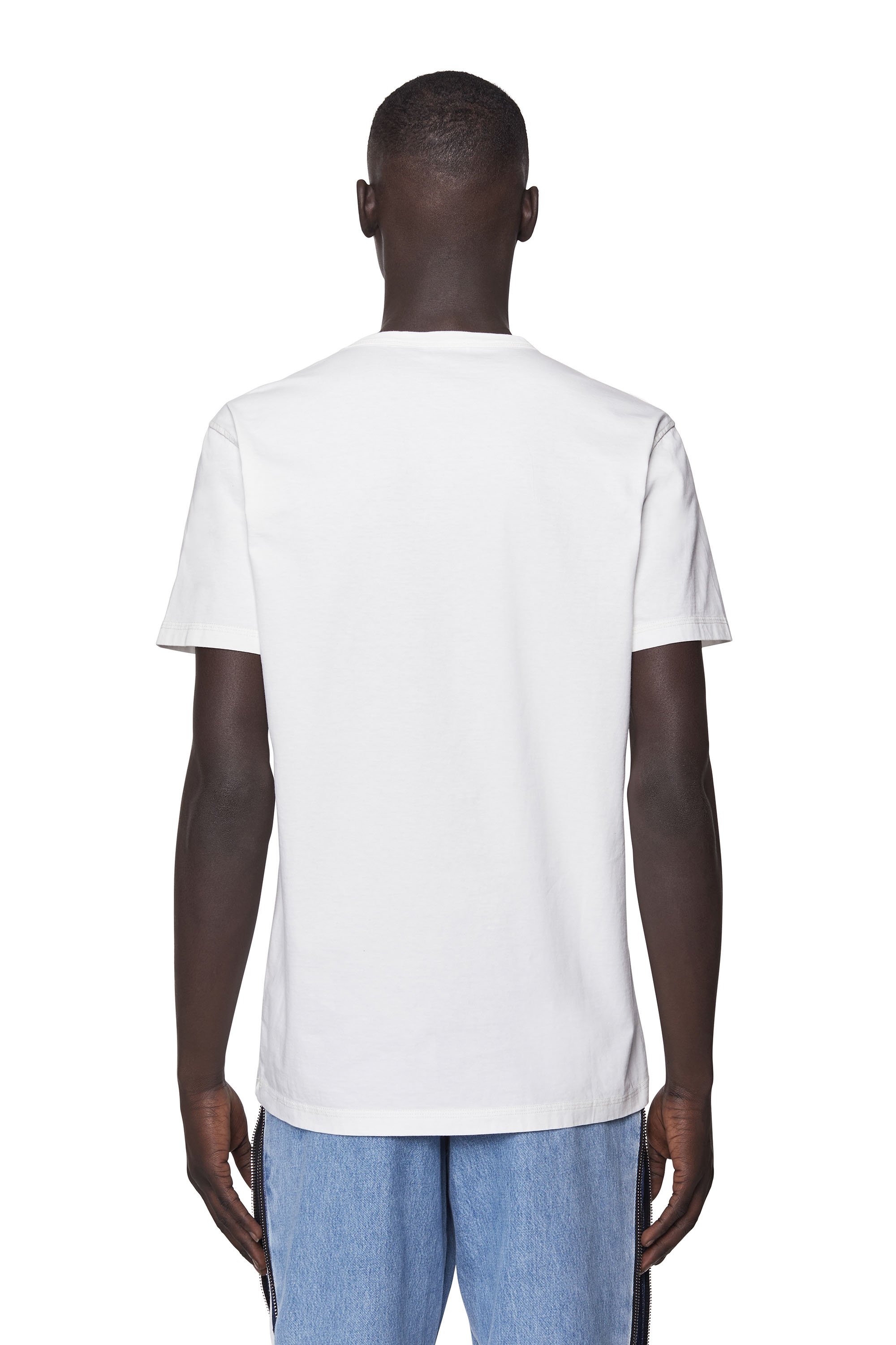 Tシャツ一覧（MEN）｜ディーゼル（DIESEL）公式オンラインストア