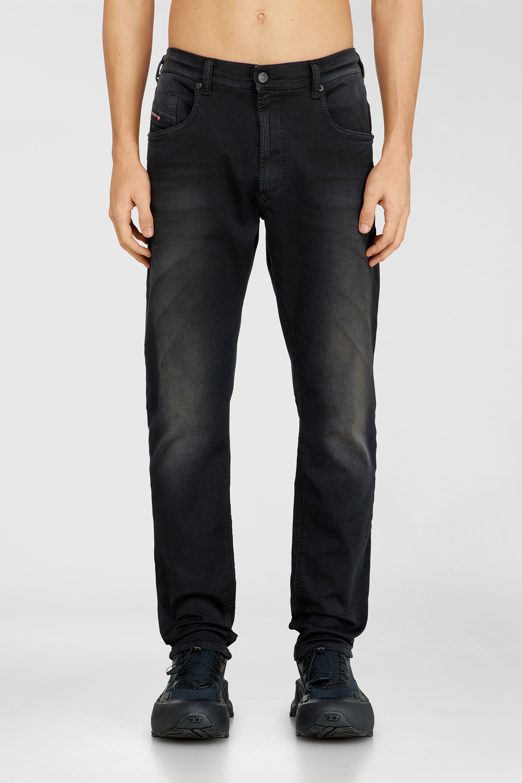Diesel - Male's Regular 2032 D-Krooley-BW Joggjeans&reg; 0670M, ブラック - 3