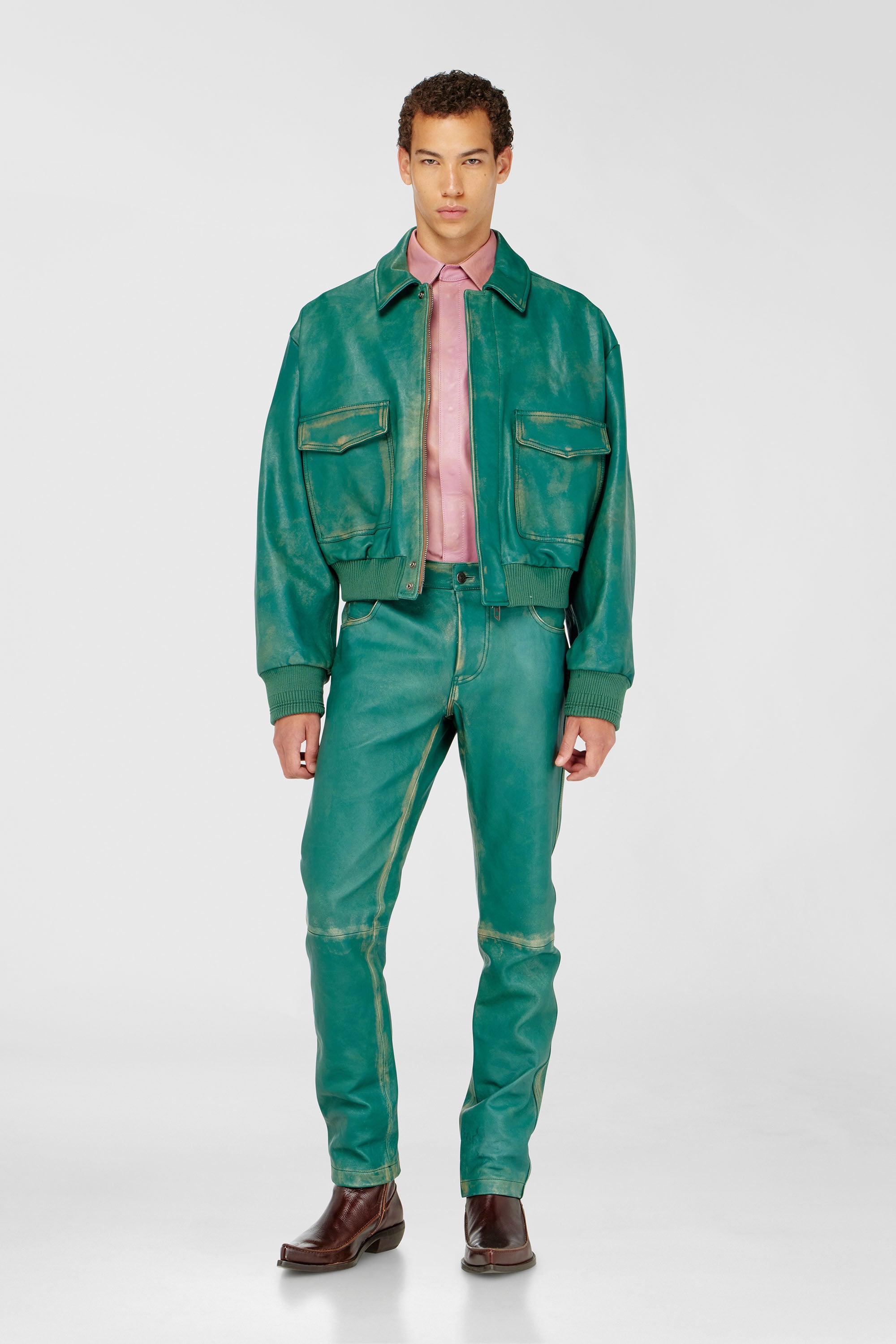 Diesel - P-OCKET, Male's Pants in treated leather in ダークグリーン - 1
