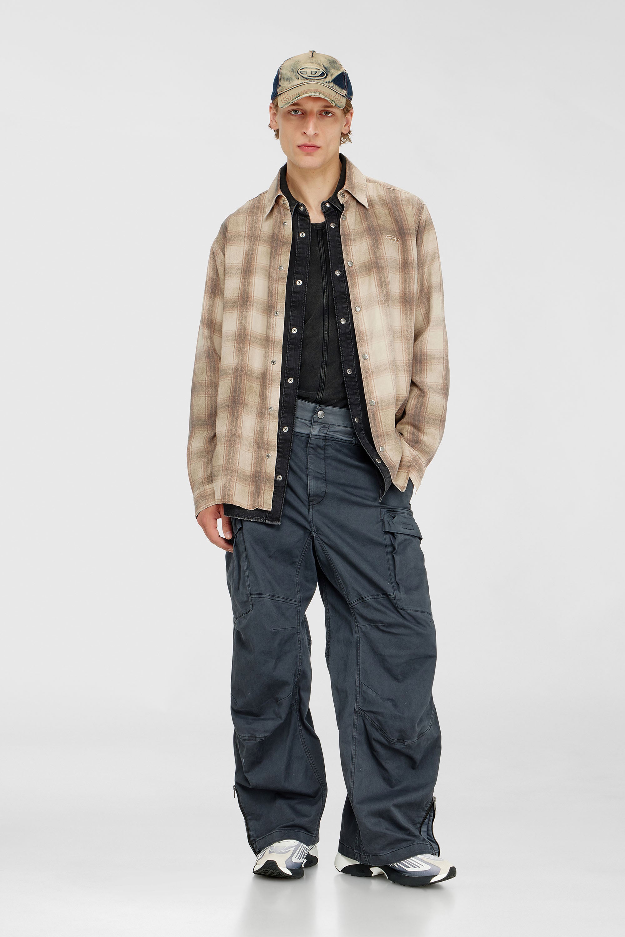 Diesel - P-DELLS, Male's パンツ in ブルー - 1