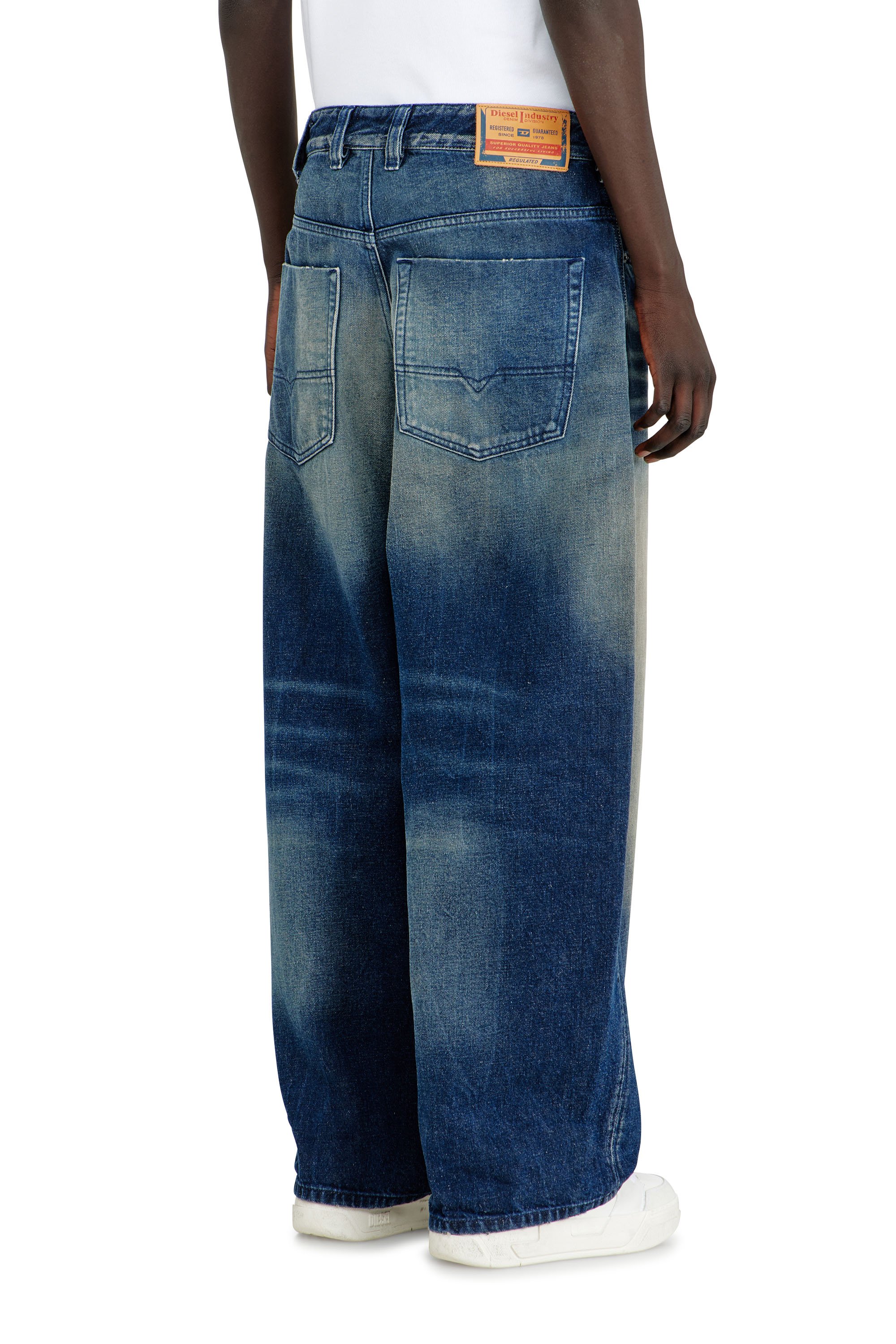Diesel - Unisex's Relaxed Jeans 1997 D-Enim-M 007DQ, ダークブルー - 5