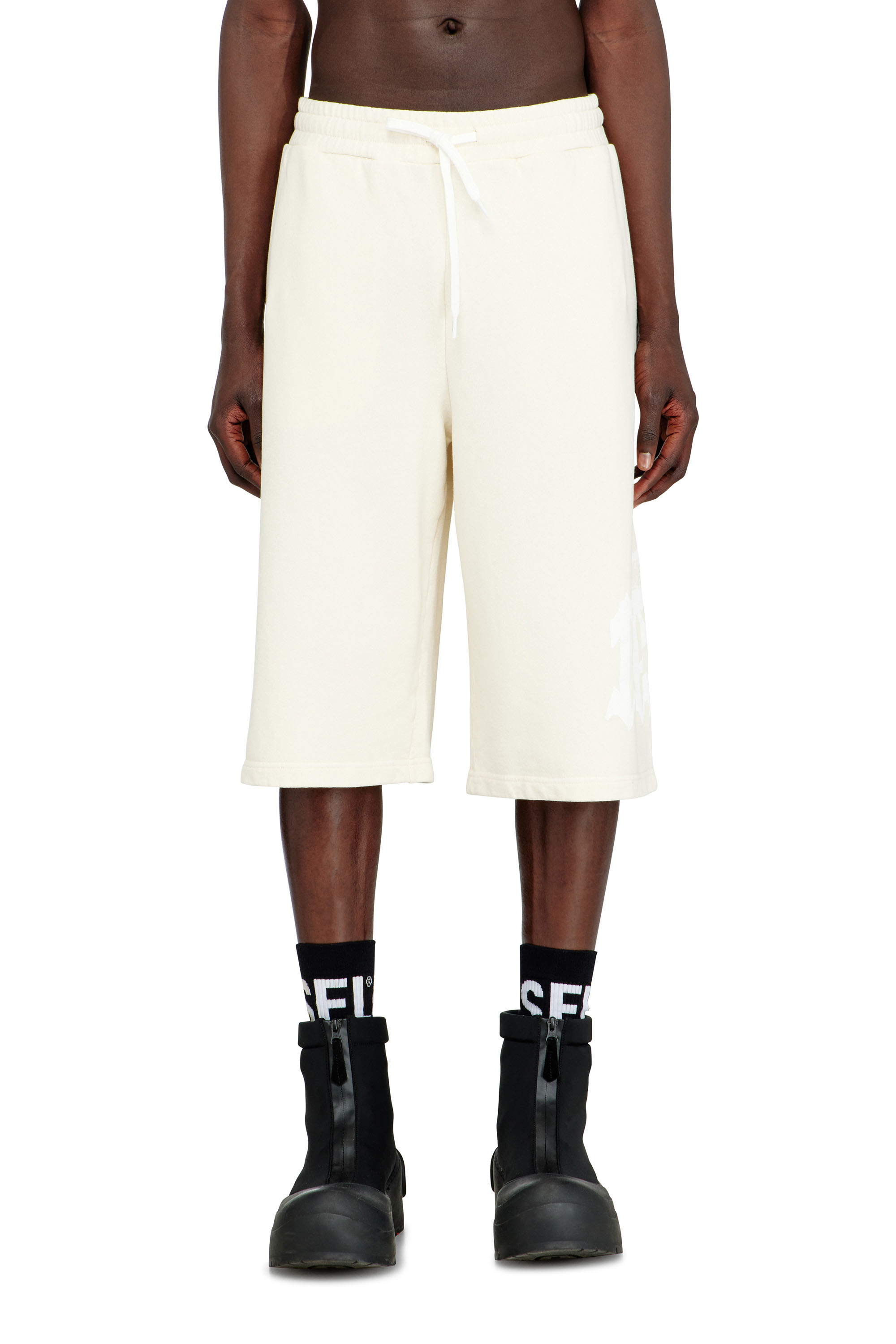Diesel - P-FROM, Male's Treated longline sweat shorts with print in ホワイト - 1
