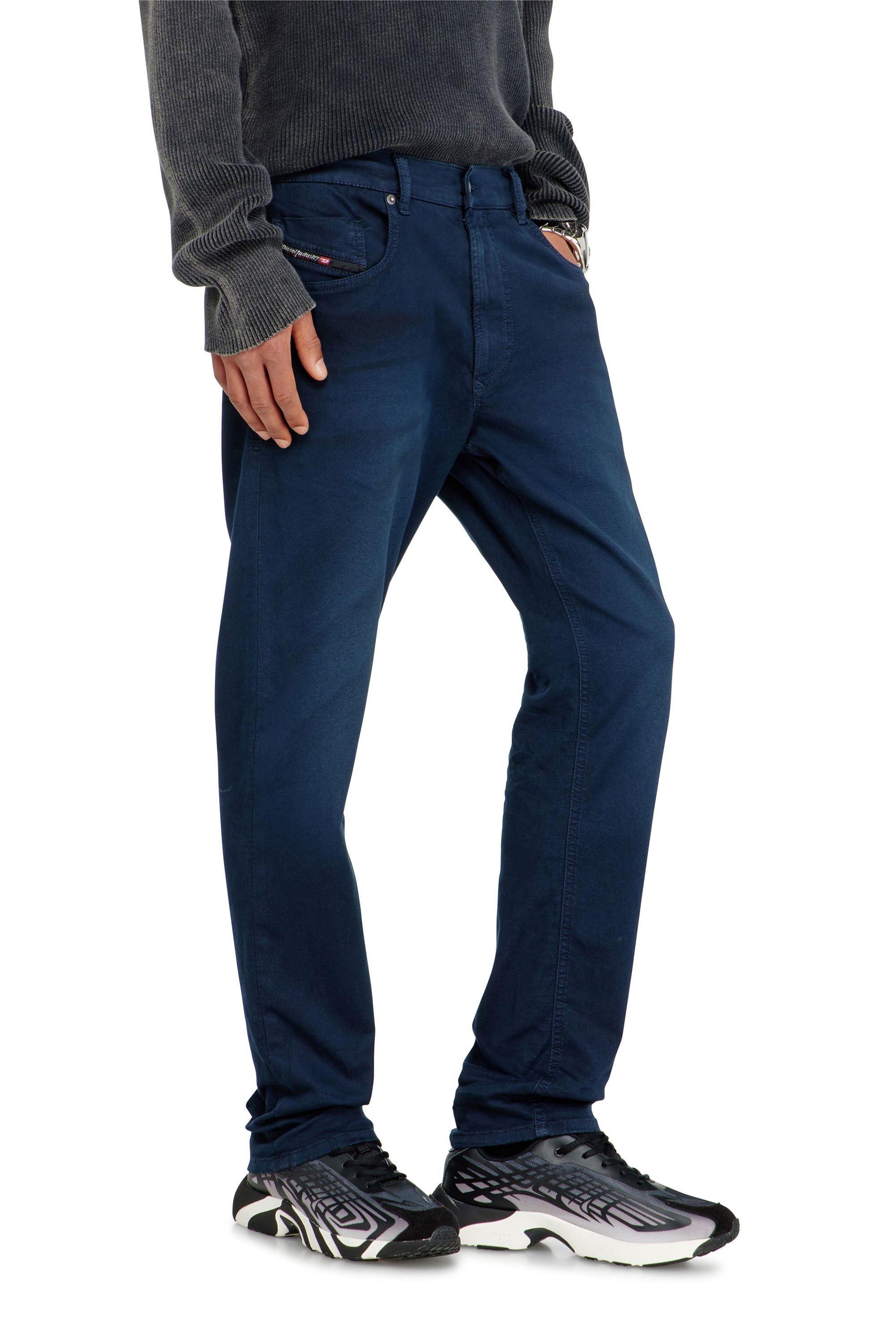 Diesel - Male's Regular 2032 D-Krooley-BW Joggjeans&reg; 0670M, ダークブルー - 5