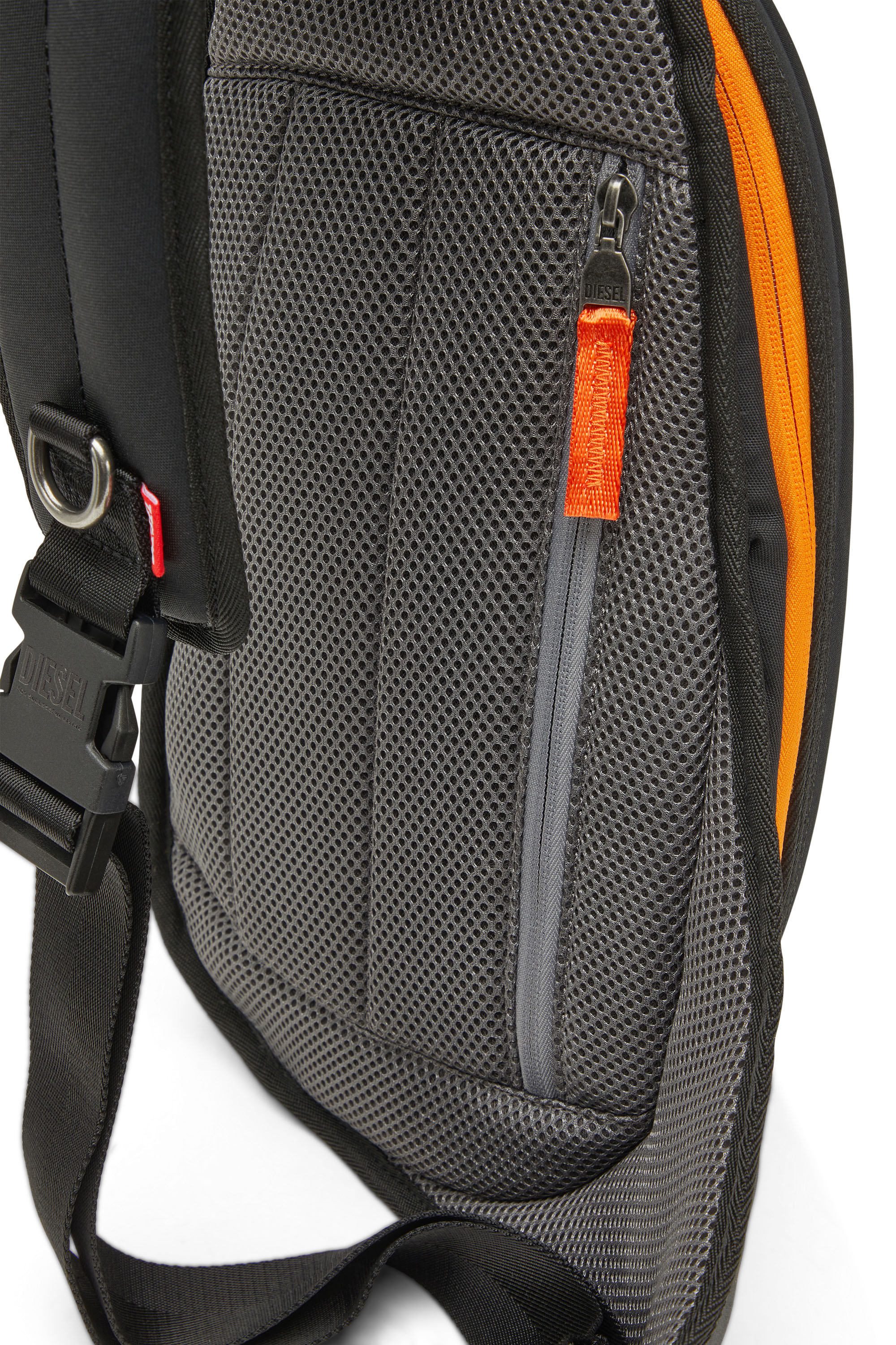 Diesel - 1DR-POD SLING BAG, ブラック - Image 4