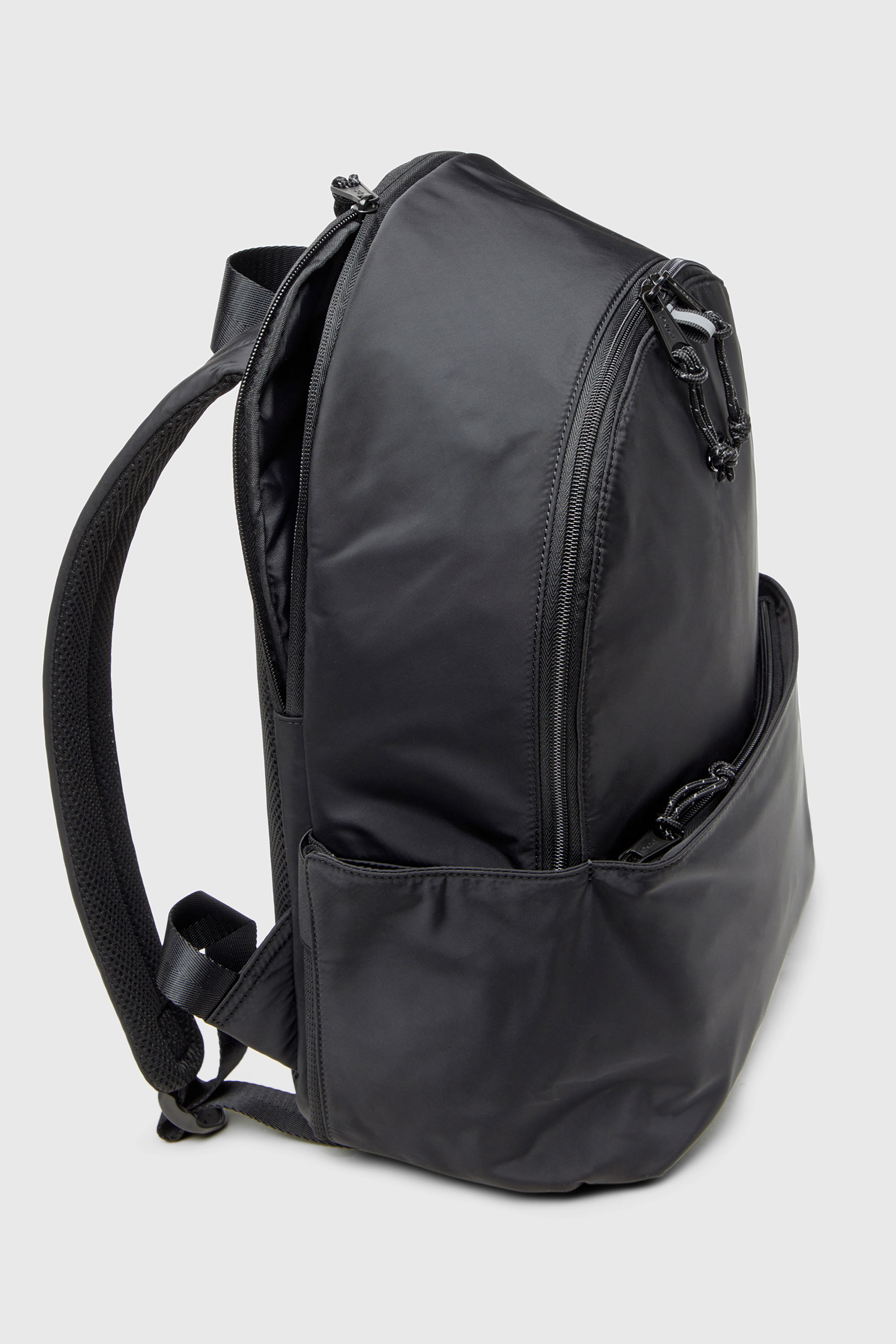 D-PACK BACKPACK X バックパック｜ブラック｜メンズ｜DIESEL