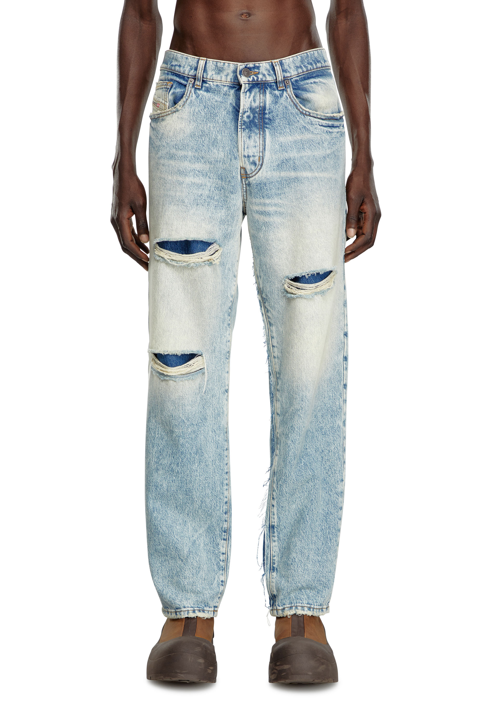 Diesel - Male's Relaxed Jeans D-Fire 0AJEN, ライトブルー - 1