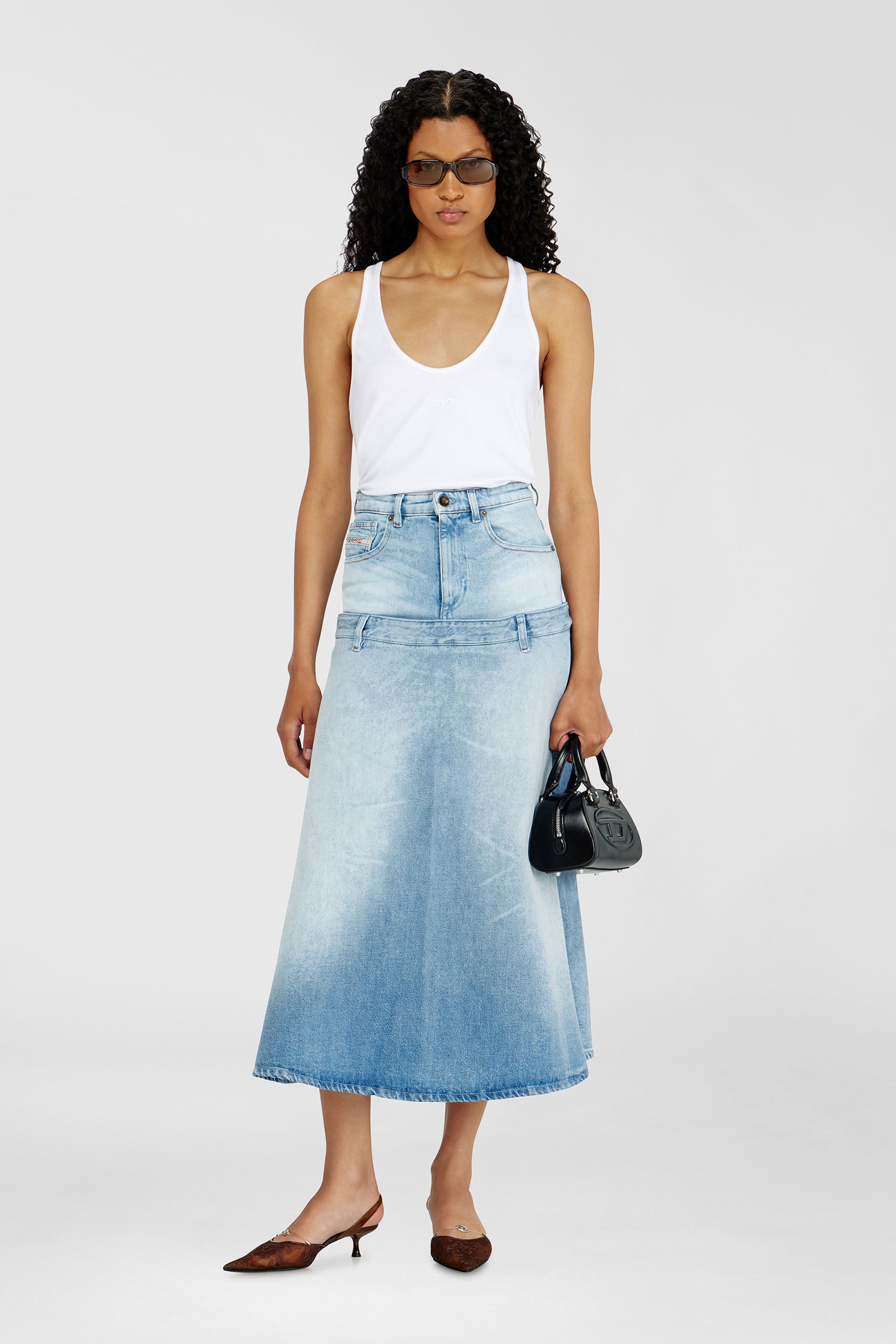 Diesel - 1DR DOME CROSSBODY, Female's クロスボディバッグ in ブラック - 2