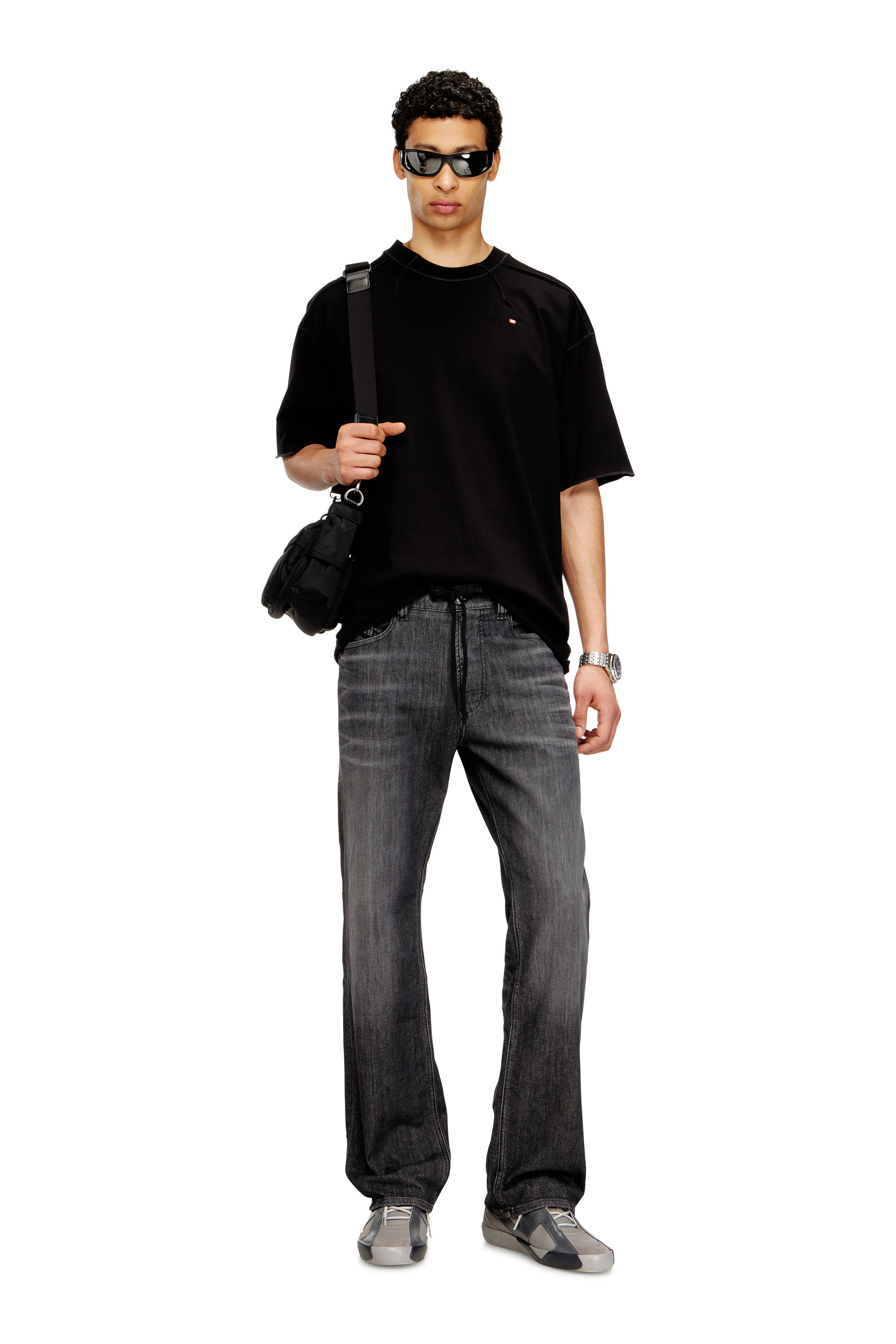 Diesel - T-CRAHOR-BOXT-T1, Male's Tシャツ in ブラック - 1