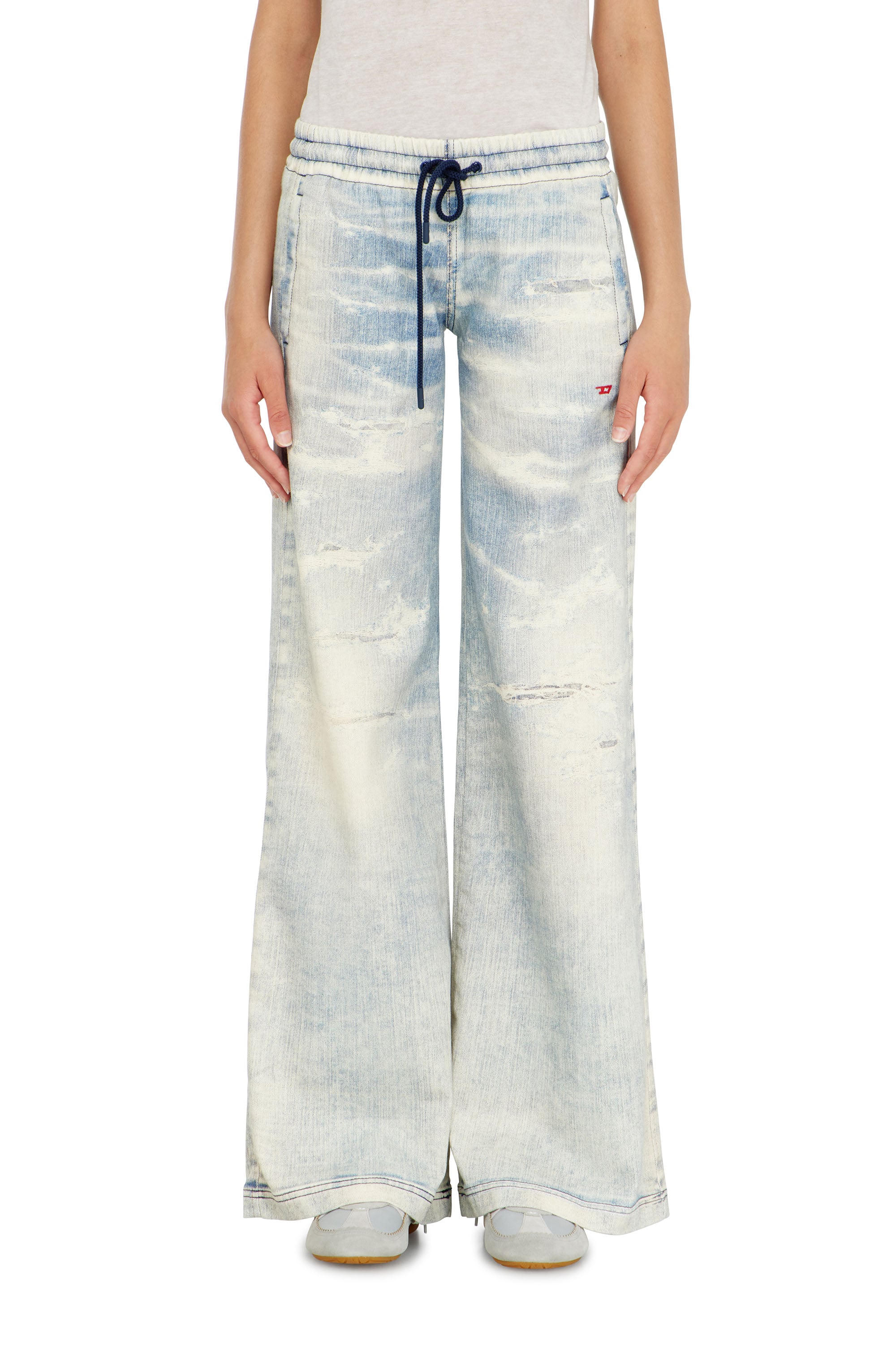 Diesel - Female's Relaxed 2078 D-Ainty Joggjeans&reg; 068XM, ライトブルー - 2