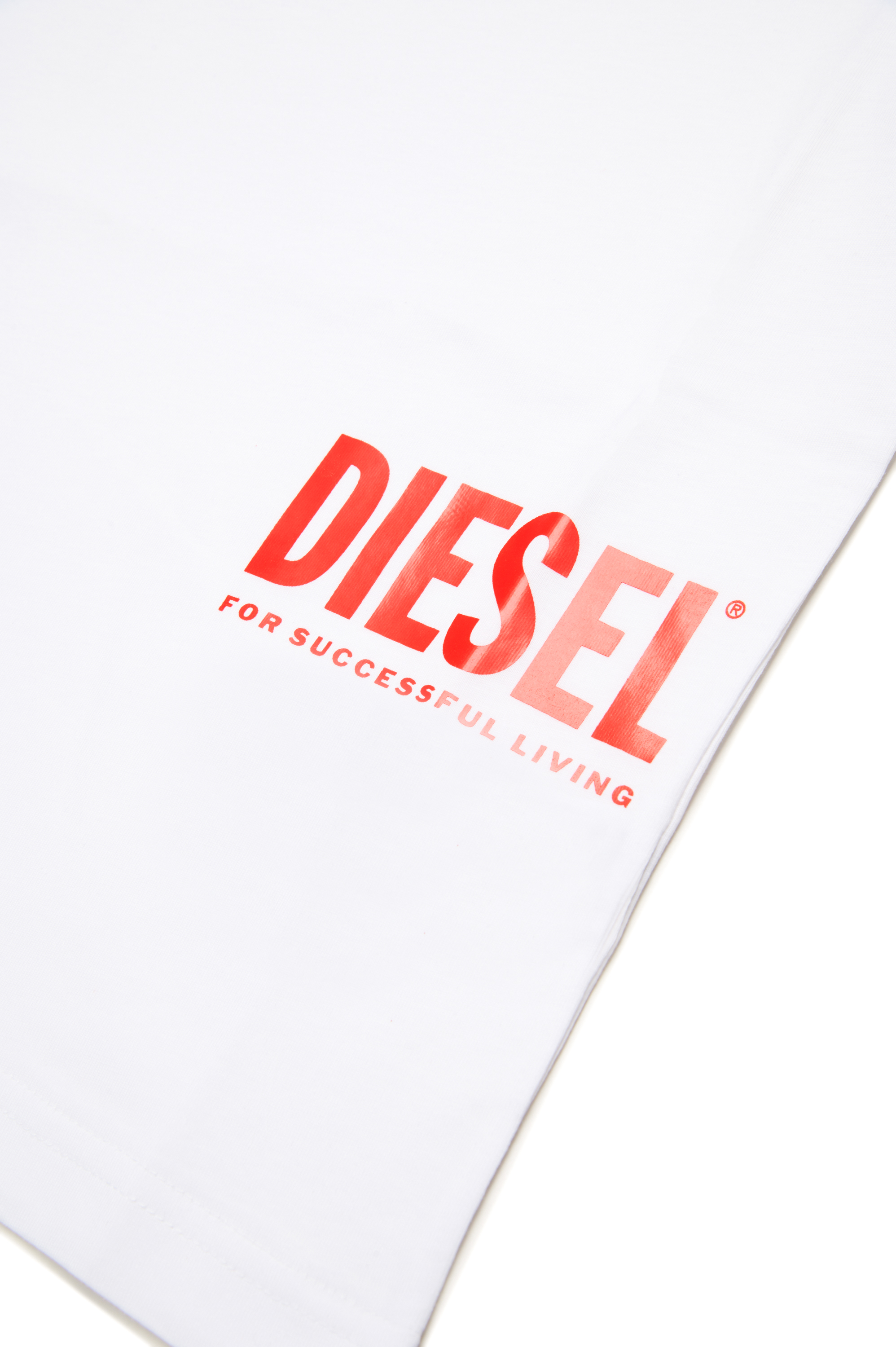 Diesel - MTFIND OVER, Male's T-shirt with Biscotto logo in ホワイト - 4