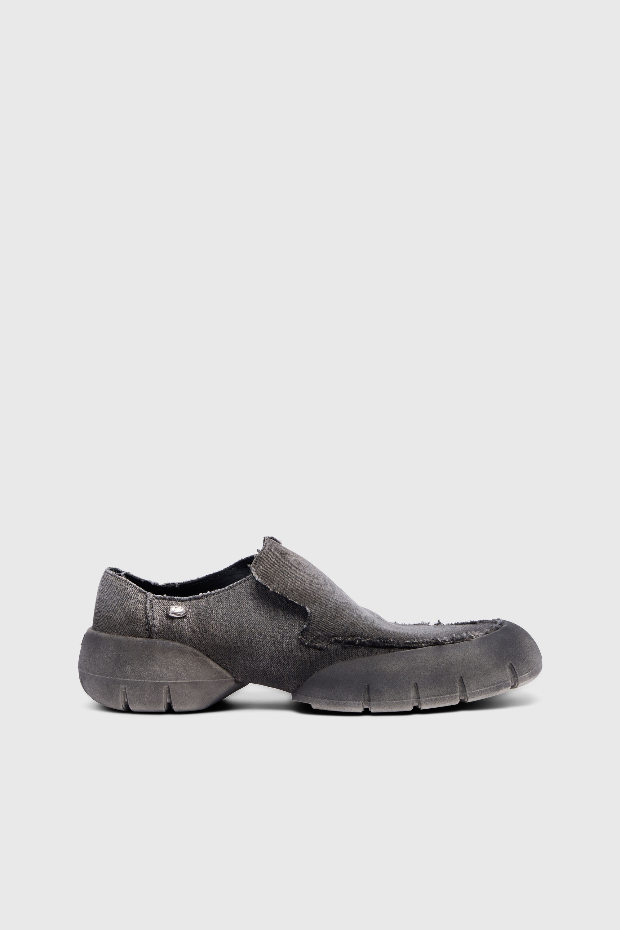 Diesel - D-MATHIEU SC, Male's D-Mathieu-Washed denim loafer with rubber sole in グレー - 1