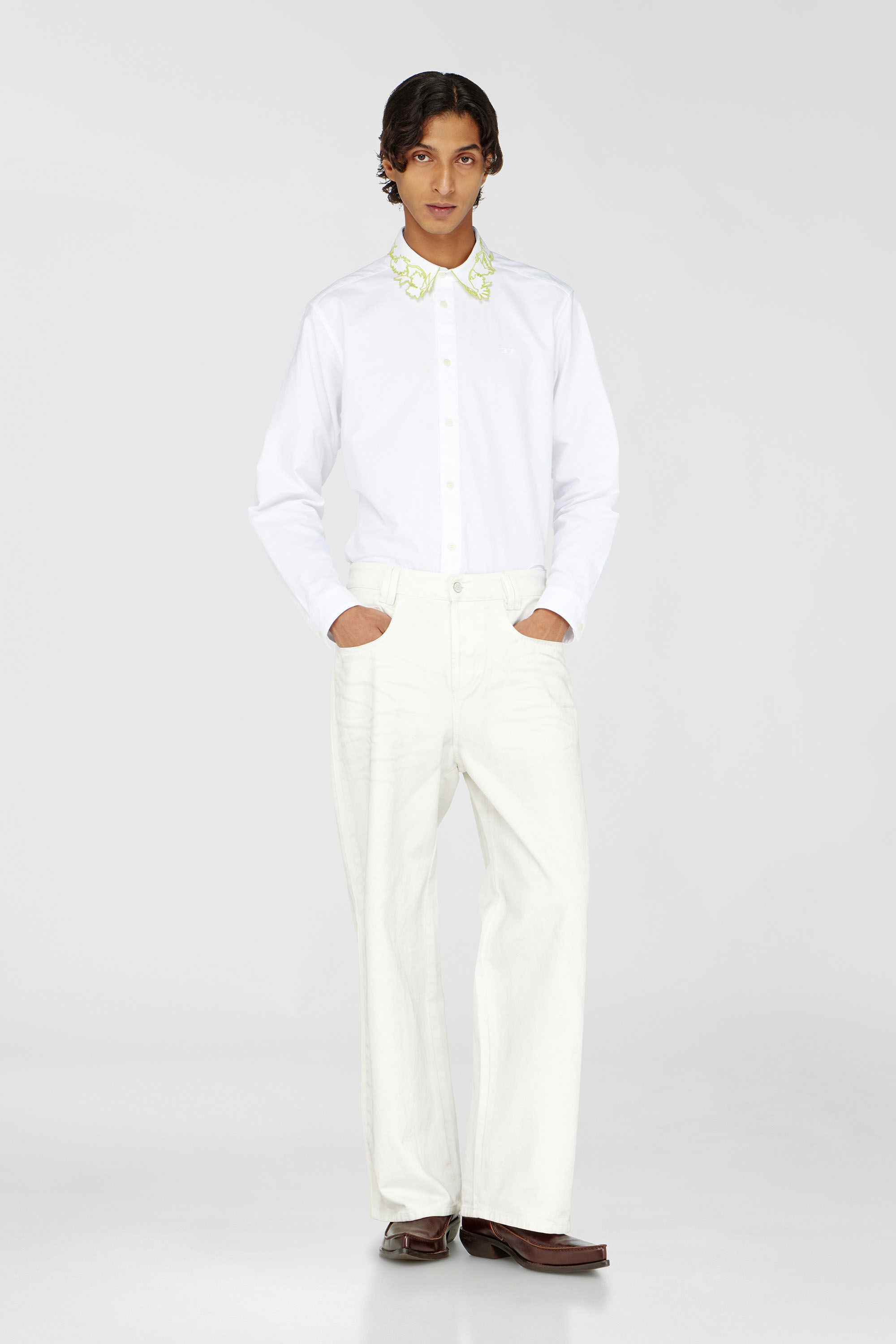 Diesel - S-PLAOUT, Male's Oxford shirt with embroidered collar in ホワイト - 1