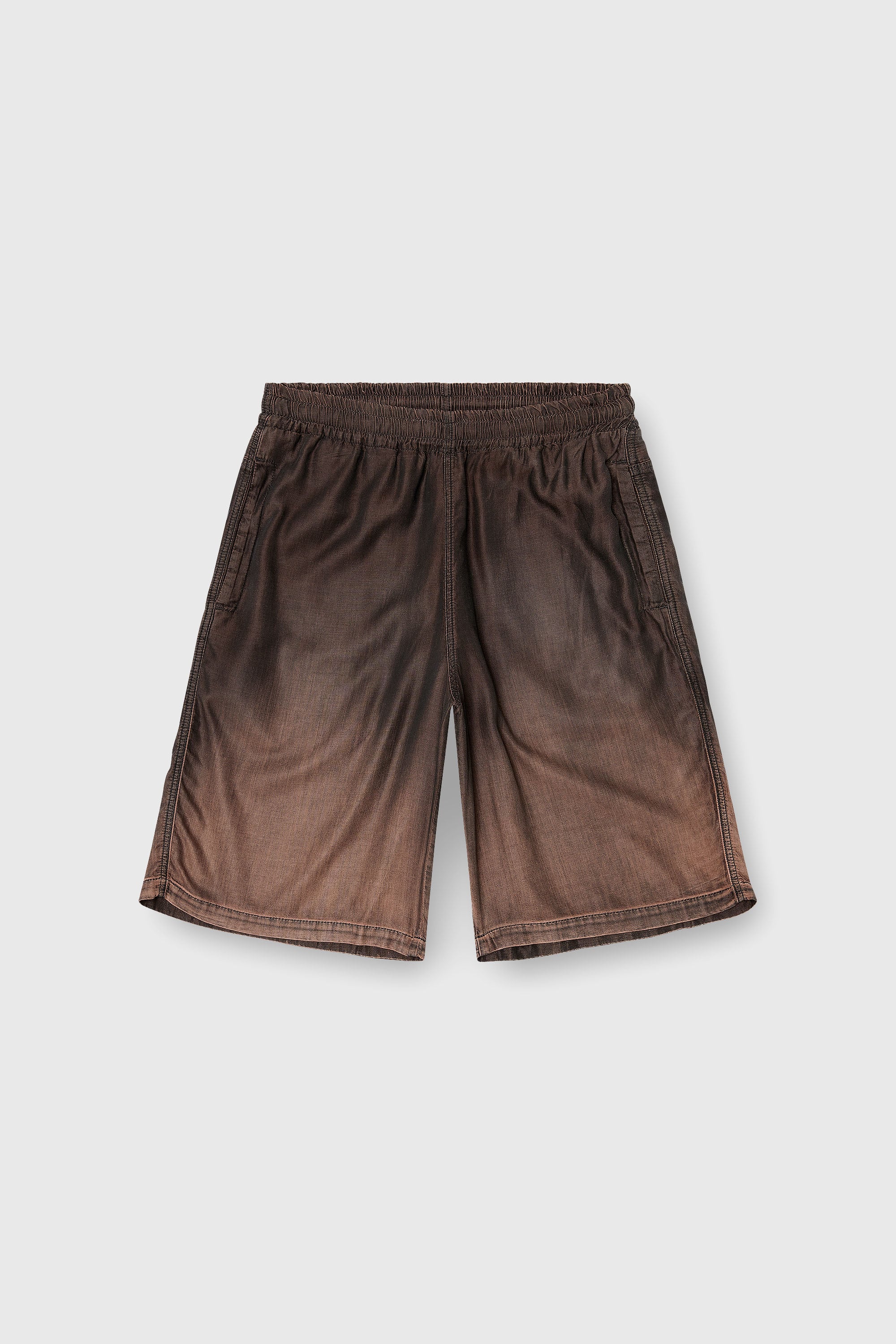 Diesel - D-RODER-SHORT-S, Unisex's デニムショートパンツ in ブラウン - 2